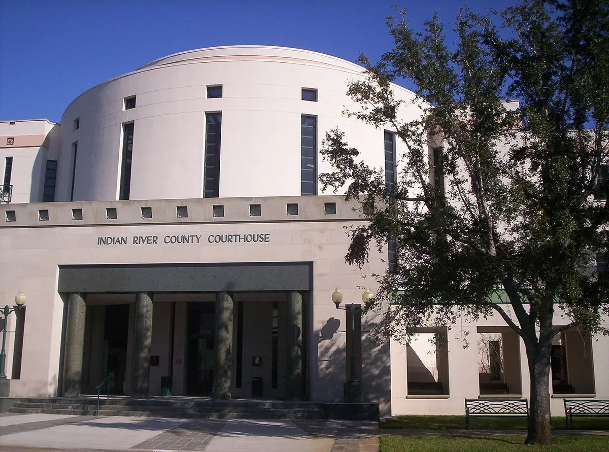 Indian River County, FL — Indian River County Courthouse